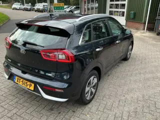 Foto 14 van KIA NIRO 1.6 GDI HYBRID DYNAMICLINE