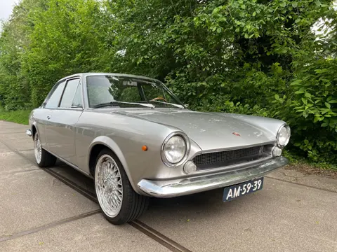 Fiat 124 SPORT COUPE