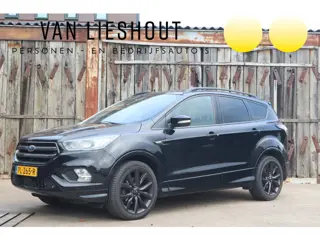 Ford Kuga 1.5 EcoBoost ST Line KOPPAKKING LEK!! Motor loopt !!