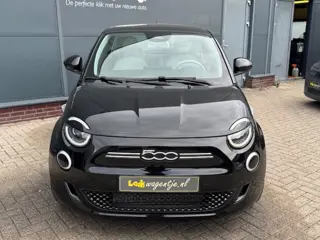 Foto 18 van Fiat 500 e La Prima 42 kWh *pano *camera *carplay *leder etc.
