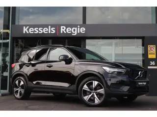 Foto 13 van Volvo XC40 1.5 T5 Recharge R-Design | Elec.trekhaak | Camera | 19” | Led | Stoel + Stuurverwarming |