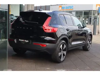 Foto 15 van Volvo XC40 1.5 T5 Recharge R-Design | Elec.trekhaak | Camera | 19” | Led | Stoel + Stuurverwarming |