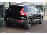 Foto 25 van Volvo XC40 1.5 T5 Recharge R-Design | Elec.trekhaak | Camera | 19” | Led | Stoel + Stuurverwarming |