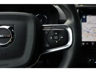 Foto 11 van Volvo XC40 1.5 T5 Recharge R-Design | Elec.trekhaak | Camera | 19” | Led | Stoel + Stuurverwarming |