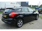 Foto 26 van Ford Focus 1.0 EcoBoost Edition Plus airco nieuwe apk inruil mogelijk