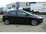 Foto 27 van Ford Focus 1.0 EcoBoost Edition Plus airco nieuwe apk inruil mogelijk