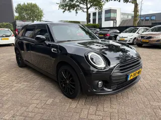 Foto 13 van Mini Clubman 1.5 Cooper Business Edition H&K Pano Leder Stoelverwarming