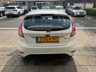 Foto 15 van FORD FIESTA 1.0 Style AIRCO NAVI NETTE AUTO RIJDT GOED NAP APK 10-2027