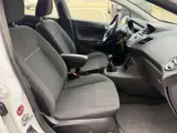Foto 23 van FORD FIESTA 1.0 Style AIRCO NAVI NETTE AUTO RIJDT GOED NAP APK 10-2027