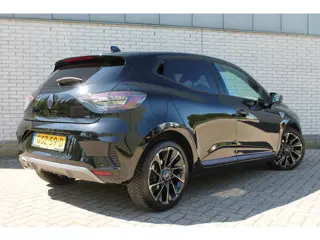 Foto 19 van Renault Clio 1.0 TCe 90 GPF esprit Alpine | all season banden | Navugatie | Cruise adaptief