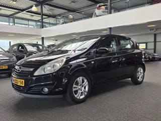 Foto 12 van Opel Corsa 1.2-16V Edition (bj 2009)