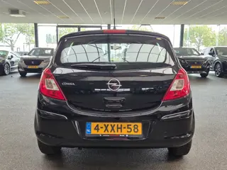 Foto 15 van Opel Corsa 1.2-16V Edition (bj 2009)