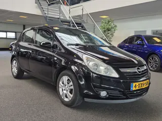 Foto 18 van Opel Corsa 1.2-16V Edition (bj 2009)