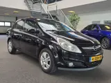 Foto 28 van Opel Corsa 1.2-16V Edition (bj 2009)