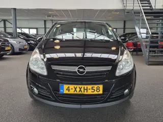 Foto 19 van Opel Corsa 1.2-16V Edition (bj 2009)