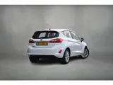 Foto 29 van Ford Fiesta 1.0 EcoBoost Titanium | Pano | Apple CarPlay | Sportstoelen | Climate