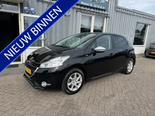 Foto 20 van Peugeot 208 1.2 PureTech Style Pack (bj 2015)