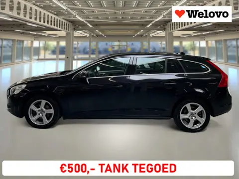 Volvo V60 1.6 T3 Momentum Garantie, Trekhaak, Navigatie, PDC...