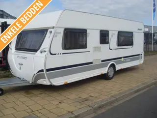 Dethleffs Nomad 520 V enkele bedden
