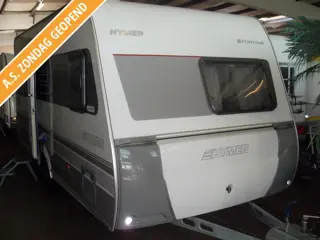 Eriba Sporting Jive 465 met Mover