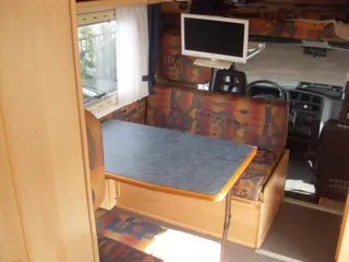 Foto 14 van Eura Mobil 6 persoons camper