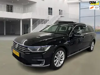 Volkswagen Passat Variant 1.4 TSI GTE Connected Series Plus