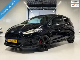 Foto 11 van Ford Fiesta 1.0 125PK Sport Airco|Stoelverwm.