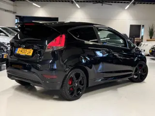 Foto 19 van Ford Fiesta 1.0 125PK Sport Airco|Stoelverwm.