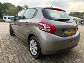 Foto 19 van Peugeot 208 1.2 VTi Envy/Navi/P.sensor/Cruise/NEW APK/NETT!