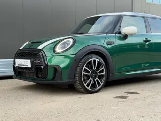 Foto 15 van Mini 5-Deurs 2.0 Cooper S - JCW Pakket Pano Leer Camera H/K