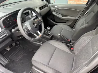 Foto 16 van RENAULT CLIO 1.0 TCE ZEN