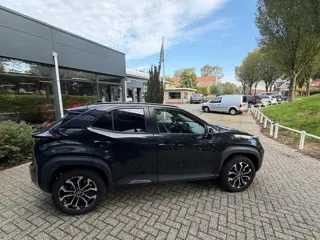 Foto 17 van Toyota Yaris Cross 1.5 Hybrid 115 Dynamic stoel/stuurverw.