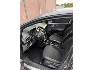 Foto 14 van Opel Corsa 1.0 Turbo Cosmo