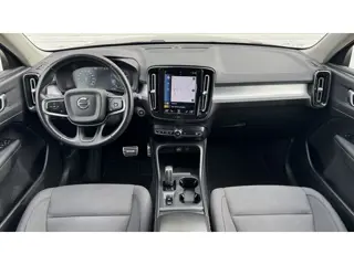Foto 13 van Volvo XC40 1.5 T2 Momentum Core Achteruitrijcamera Carplay Adaptive Cruise Climate Control Stoel en