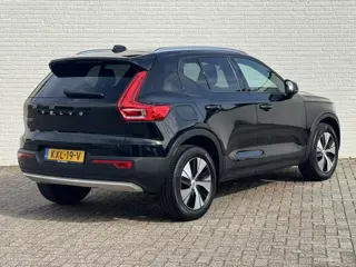 Foto 17 van Volvo XC40 1.5 T2 Momentum Core Achteruitrijcamera Carplay Adaptive Cruise Climate Control Stoel en