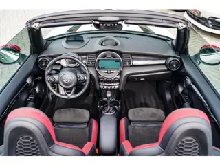 Foto 13 van Mini Cabrio 2.0 John Cooper Works Chili | Cabriolet | Luxe Leder / Alcantara | Harman/Kardon | Camer