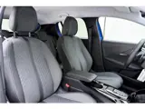 Foto 26 van Peugeot 208 1.2 Hybrid 110 e-DCS6 Allure | Automaat | 360 graden camera | Apple Carplay/Android Auto