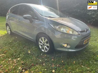 Foto 11 van Ford Fiesta 1.4 Ghia
