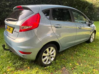 Foto 19 van Ford Fiesta 1.4 Ghia
