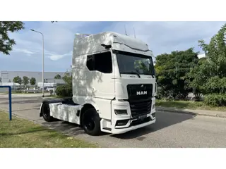 Foto 16 van MAN TGX 18.520 4x2 LL SA ACC Apple Carplay 2x Tank Koelkast Optiview Parelmoer Standairco