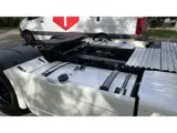 Foto 30 van MAN TGX 18.520 4x2 LL SA ACC Apple Carplay 2x Tank Koelkast Optiview Parelmoer Standairco