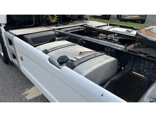 Foto 17 van MAN TGX 18.520 LL SA 390 WB Alcoa ACC Apple Carplay 2x Tank Koelkast Standairco