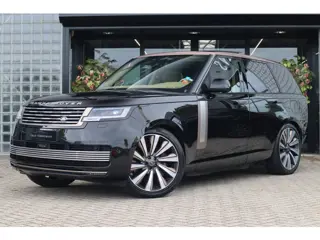 Land Rover Range Rover P550e SV | Meridian Signature Audio, 23", Achterasbesturing, Massage, Enterta