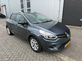 Foto 11 van Renault Clio Estate 0.9 TCe Limited Navigatie, Airco cruise-control,