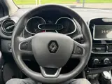 Foto 29 van Renault Clio Estate 0.9 TCe Limited Navigatie, Airco cruise-control,
