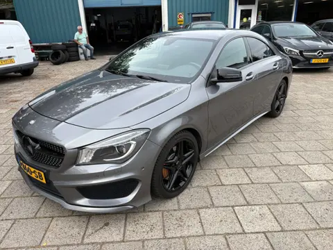 Mercedes-Benz CLA-klasse 250 Prestige AMG Line