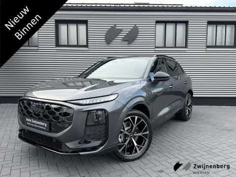 Audi Q3 TFSI E-Hyrbid S tronic |Trekhaak|Carplay|ACC|