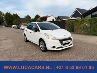 Foto 11 van Peugeot 208 1.2 VTi Access AIRCO TREKHAAK NIEUWE APK!