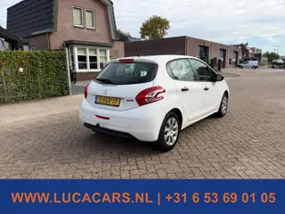 Foto 20 van Peugeot 208 1.2 VTi Access AIRCO TREKHAAK NIEUWE APK!