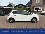 Foto 26 van Peugeot 208 1.2 VTi Access AIRCO TREKHAAK NIEUWE APK!